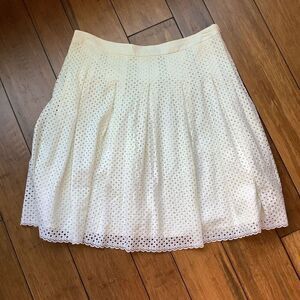 Lands End Ivory Eyelet Pleated Skirt 🤩❤️